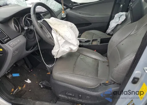 2013 Hyundai Sonata Se z USA, uszkodzony, nr VIN 5NPEC4AC4DH528890